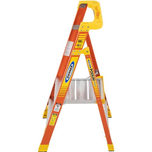 Werner PD6202 | 2 ft Fiberglass Podium Ladder / Type iA 300 lb Rating - Image 3